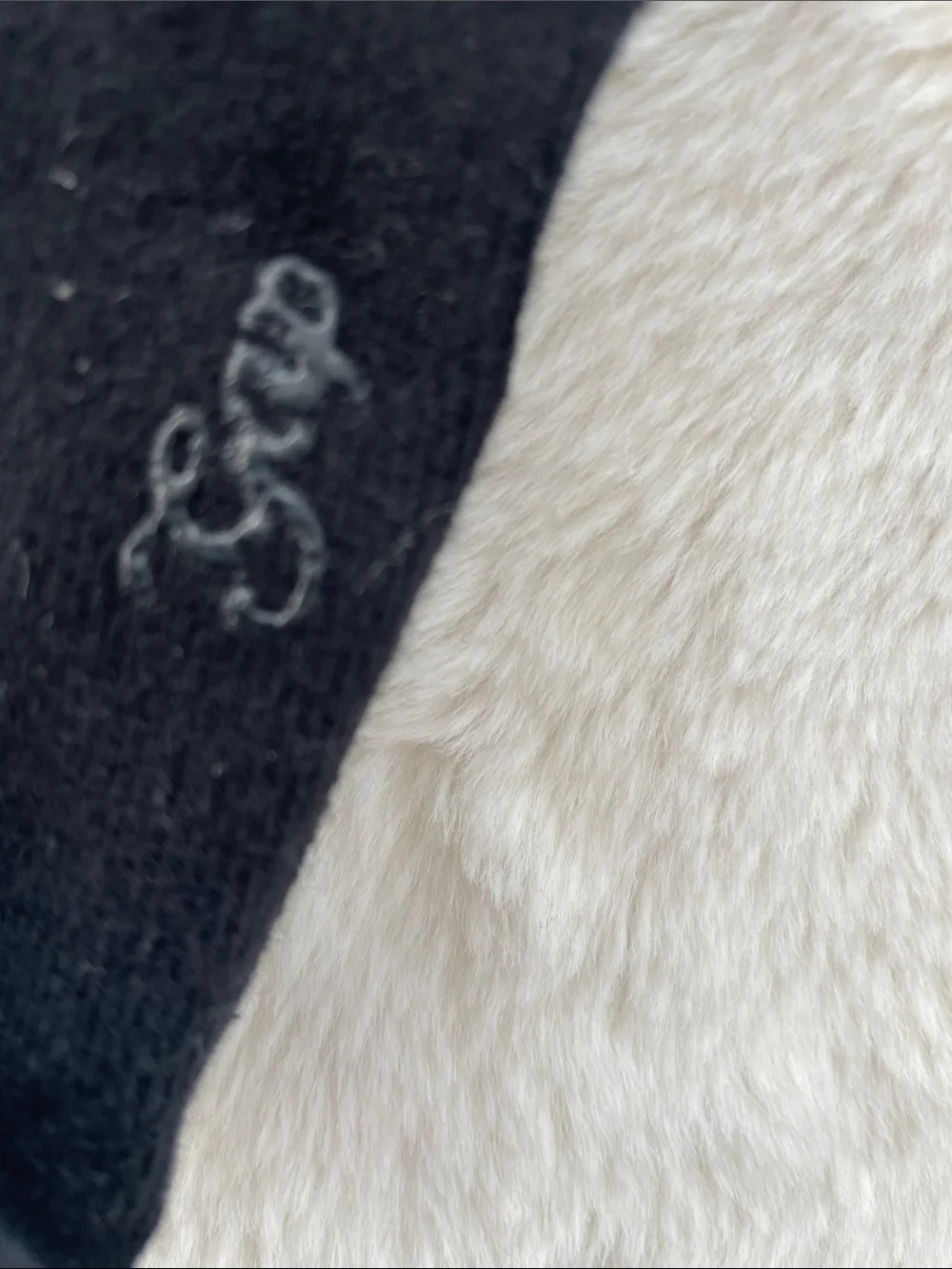 SALE! 50% Off Baby Gap Kids Black Tights with Brown Bear Detail Size 4/5 Y